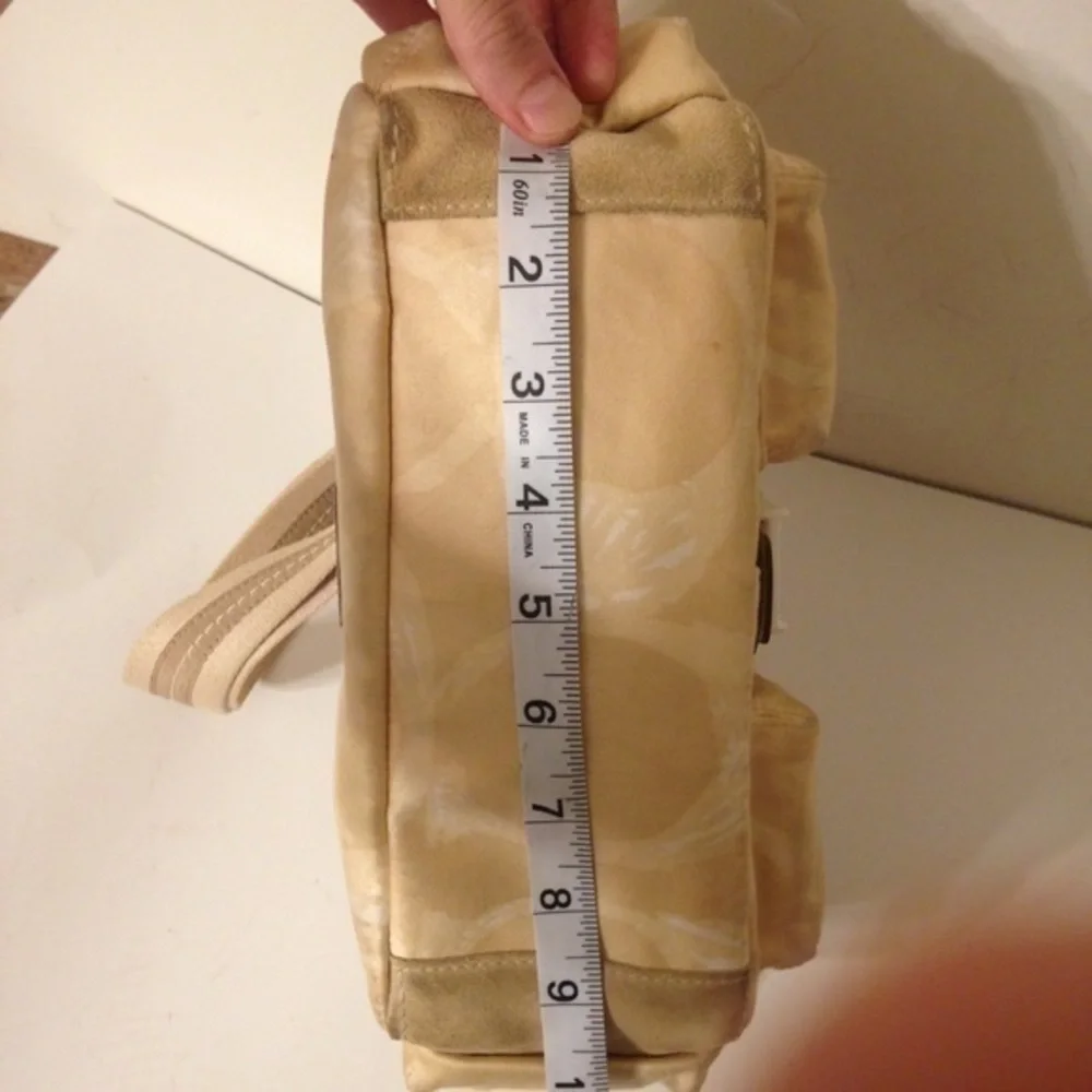 COACH vintage y2k scribble Hampton yellow front pocket bag